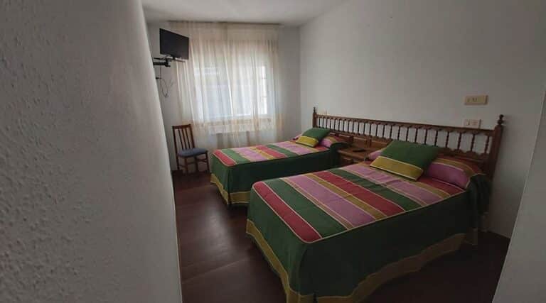 Habitación doble de bar, restaurante y pensión Casanova Trives